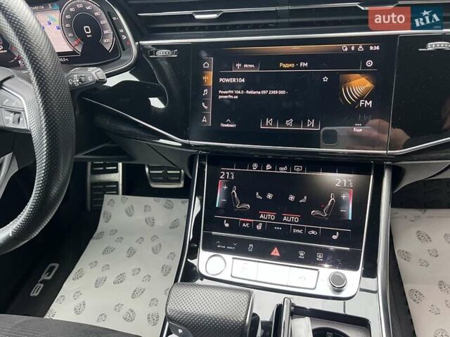 Сірий Ауді Q8, об'ємом двигуна 2.97 л та пробігом 78 тис. км за 65099 $, фото 23 на Automoto.ua