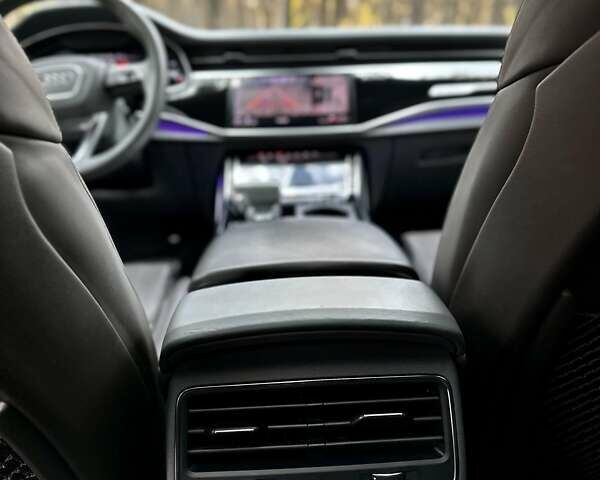 Ауди Q8 2019 в Киеве на Automoto.ua Серый Ауди Q8, объемом двигателя 3 л и пробегом 85 тыс. км за 62000 $, фото 103 на Automoto.ua