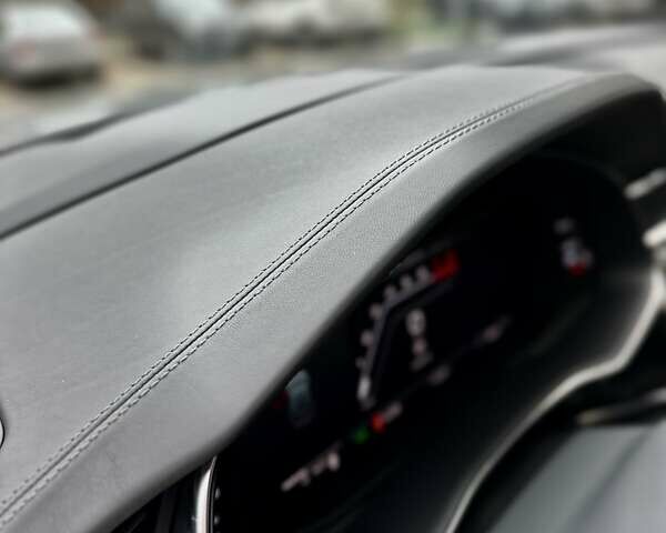 Ауди Q8 2019 в Киеве на Automoto.ua Серый Ауди Q8, объемом двигателя 3 л и пробегом 85 тыс. км за 62000 $, фото 58 на Automoto.ua