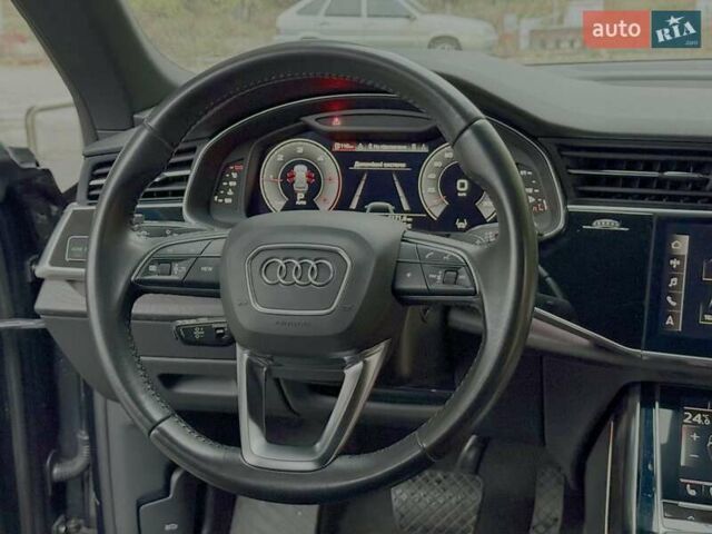 Ауді Q8 2019 у Дніпро (Дніпропетровську) на Automoto.ua Сірий Ауді Q8, об'ємом двигуна 2.97 л та пробігом 120 тис. км за 60500 $, фото 30 на Automoto.ua