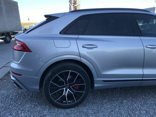 Сірий Ауді Q8, об'ємом двигуна 3 л та пробігом 141 тис. км за 63490 $, фото 5 на Automoto.ua