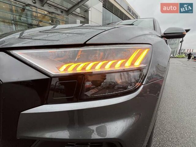 Сірий Ауді Q8, об'ємом двигуна 2.97 л та пробігом 78 тис. км за 65099 $, фото 11 на Automoto.ua