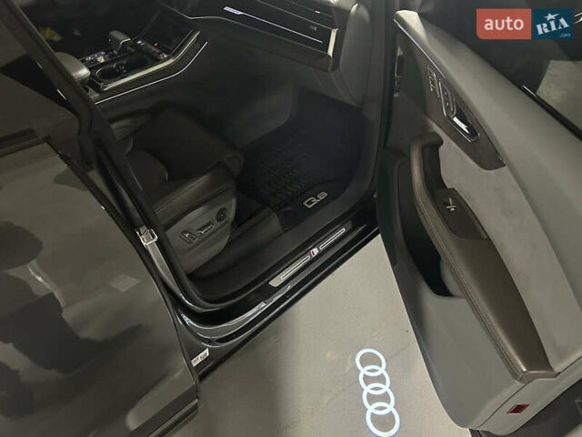 Сірий Ауді Q8, об'ємом двигуна 3 л та пробігом 160 тис. км за 52000 $, фото 13 на Automoto.ua