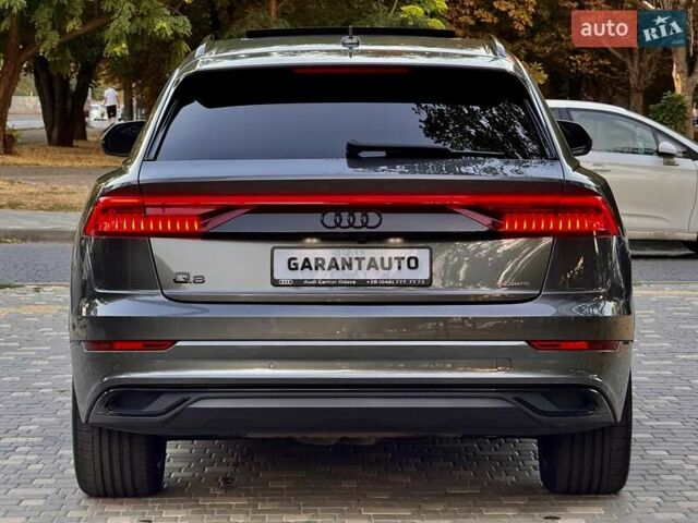 Серый Ауди Q8, объемом двигателя 3 л и пробегом 87 тыс. км за 49999 $, фото 4 на Automoto.ua