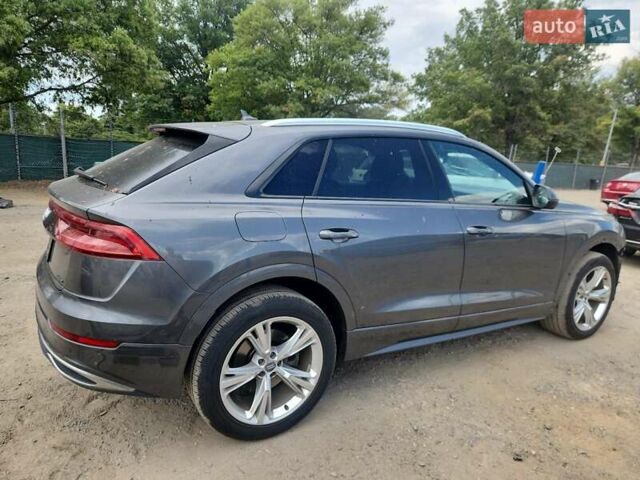 Серый Ауди Q8, объемом двигателя 3 л и пробегом 63 тыс. км за 20000 $, фото 2 на Automoto.ua