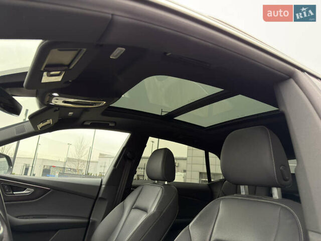 Серый Ауди Q8, объемом двигателя 3 л и пробегом 127 тыс. км за 47999 $, фото 37 на Automoto.ua