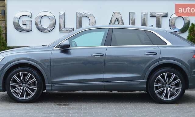 Серый Ауди Q8, объемом двигателя 3 л и пробегом 111 тыс. км за 54900 $, фото 9 на Automoto.ua