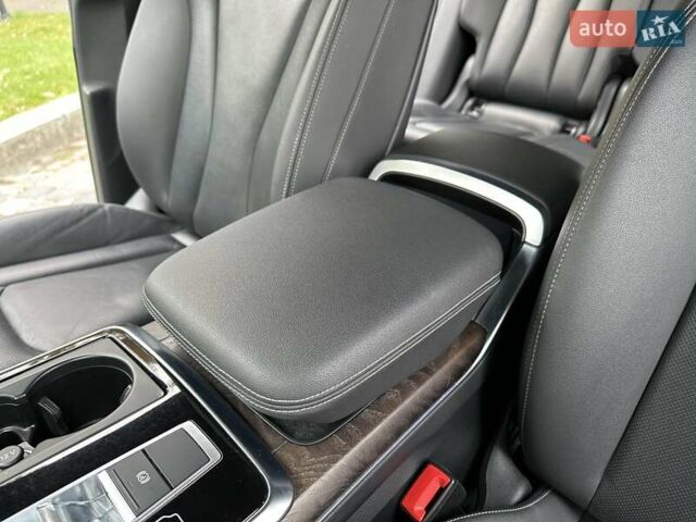 Серый Ауди Q8, объемом двигателя 3 л и пробегом 125 тыс. км за 48999 $, фото 80 на Automoto.ua