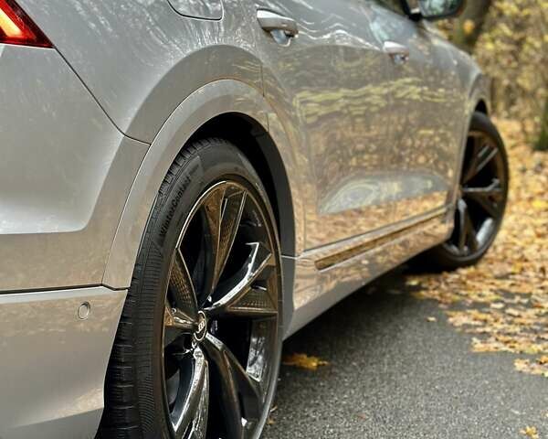 Ауди Q8 2019 в Киеве на Automoto.ua Серый Ауди Q8, объемом двигателя 3 л и пробегом 85 тыс. км за 62000 $, фото 131 на Automoto.ua