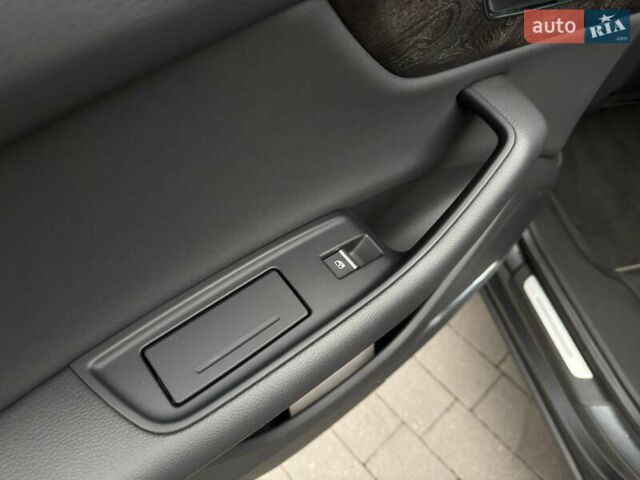 Серый Ауди Q8, объемом двигателя 3 л и пробегом 127 тыс. км за 47999 $, фото 56 на Automoto.ua
