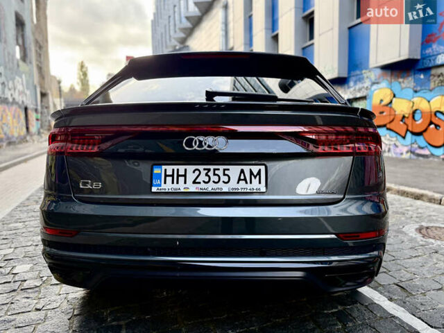 Серый Ауди Q8, объемом двигателя 3 л и пробегом 95 тыс. км за 57000 $, фото 5 на Automoto.ua
