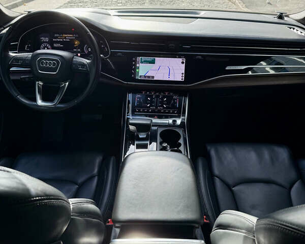 Серый Ауди Q8, объемом двигателя 3 л и пробегом 95 тыс. км за 57000 $, фото 23 на Automoto.ua