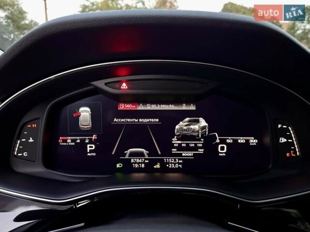Серый Ауди Q8, объемом двигателя 3 л и пробегом 87 тыс. км за 49999 $, фото 53 на Automoto.ua