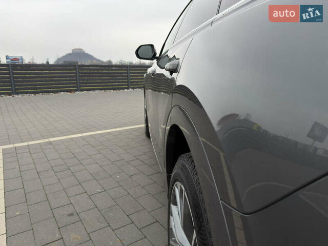 Серый Ауди Q8, объемом двигателя 3 л и пробегом 127 тыс. км за 47999 $, фото 22 на Automoto.ua