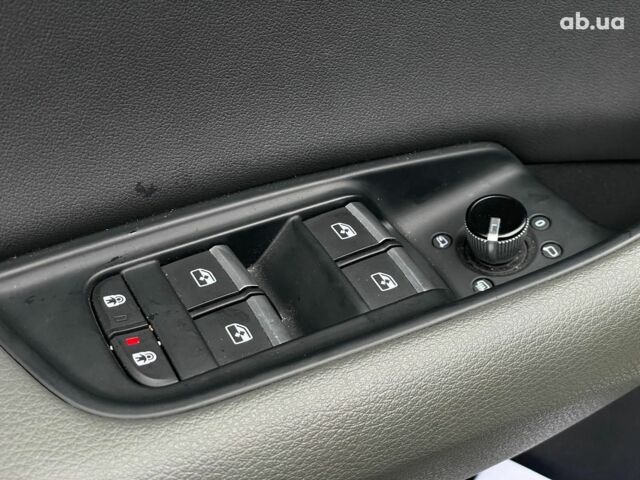 Серый Ауди Q8, объемом двигателя 3 л и пробегом 43 тыс. км за 56990 $, фото 18 на Automoto.ua
