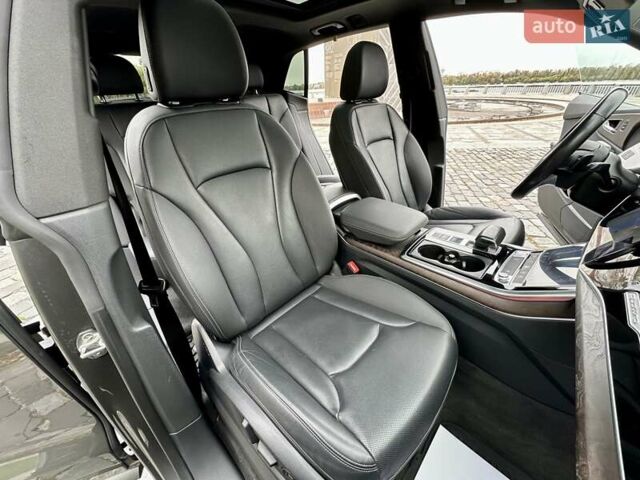 Серый Ауди Q8, объемом двигателя 3 л и пробегом 125 тыс. км за 48999 $, фото 123 на Automoto.ua