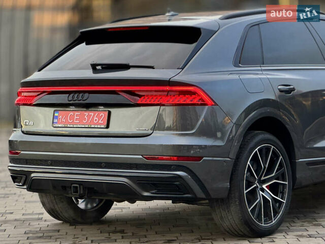 Сірий Ауді Q8, об'ємом двигуна 3 л та пробігом 139 тис. км за 44000 $, фото 48 на Automoto.ua