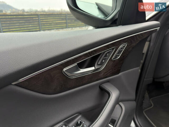 Серый Ауди Q8, объемом двигателя 3 л и пробегом 127 тыс. км за 47999 $, фото 32 на Automoto.ua