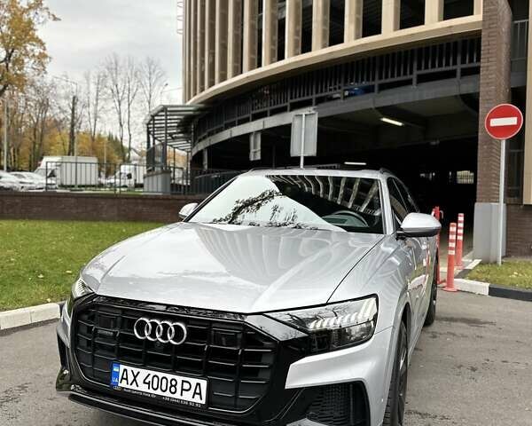 Ауди Q8 2019 в Киеве на Automoto.ua Серый Ауди Q8, объемом двигателя 3 л и пробегом 85 тыс. км за 62000 $, фото 6 на Automoto.ua