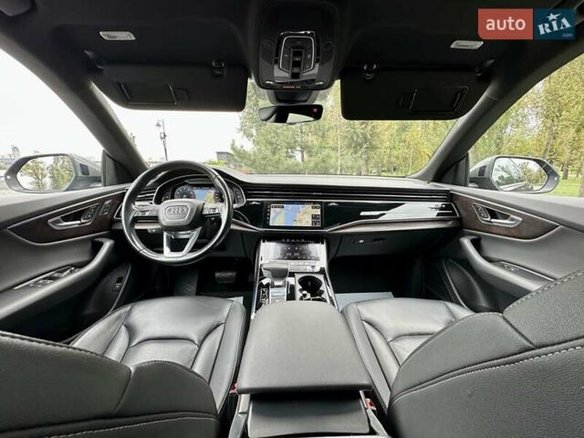 Серый Ауди Q8, объемом двигателя 3 л и пробегом 125 тыс. км за 48999 $, фото 130 на Automoto.ua