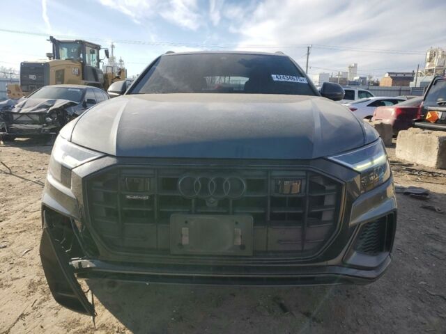 Серый Ауди Q8, объемом двигателя 3 л и пробегом 138 тыс. км за 29900 $, фото 1 на Automoto.ua