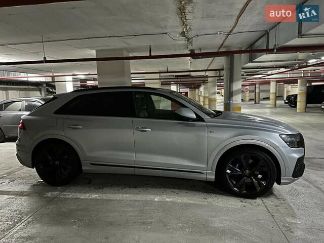 Ауди Q8 2019 в Киеве на Automoto.ua Серый Ауди Q8, объемом двигателя 3 л и пробегом 85 тыс. км за 62000 $, фото 150 на Automoto.ua