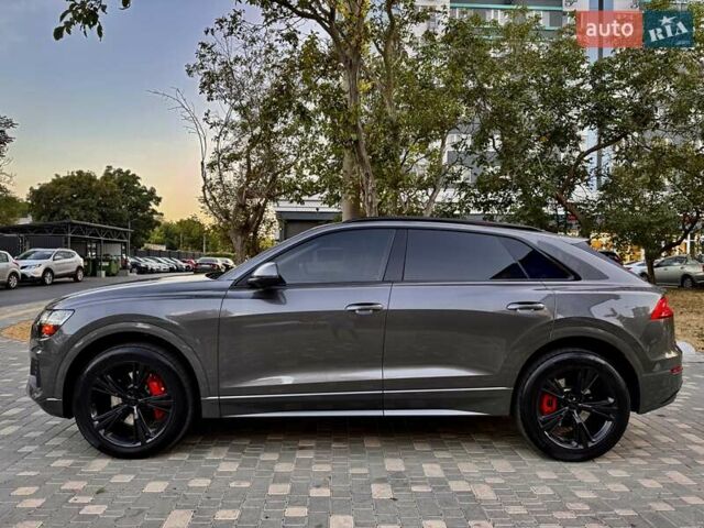 Серый Ауди Q8, объемом двигателя 3 л и пробегом 87 тыс. км за 49999 $, фото 6 на Automoto.ua