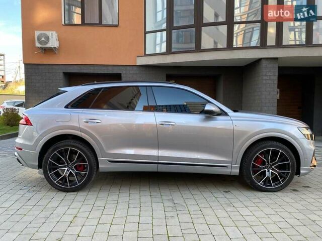 Серый Ауди Q8, объемом двигателя 3 л и пробегом 61 тыс. км за 63000 $, фото 37 на Automoto.ua