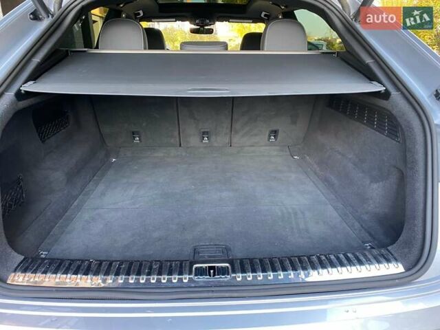 Серый Ауди Q8, объемом двигателя 3 л и пробегом 61 тыс. км за 63000 $, фото 87 на Automoto.ua