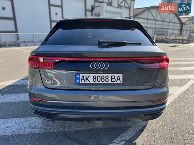 Серый Ауди Q8, объемом двигателя 3 л и пробегом 63 тыс. км за 59900 $, фото 48 на Automoto.ua