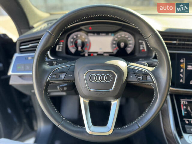 Серый Ауди Q8, объемом двигателя 3 л и пробегом 63 тыс. км за 59900 $, фото 20 на Automoto.ua