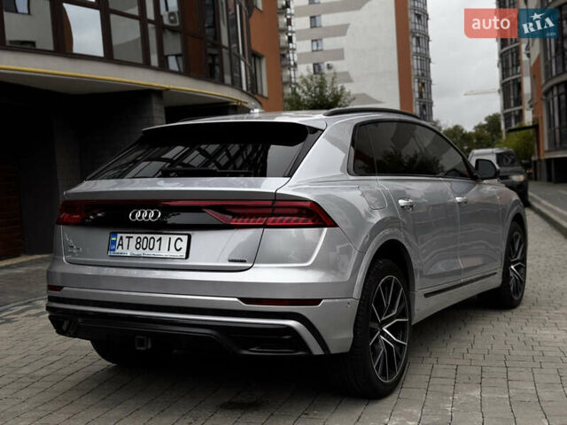 Сірий Ауді Q8, об'ємом двигуна 3 л та пробігом 62 тис. км за 63000 $, фото 13 на Automoto.ua