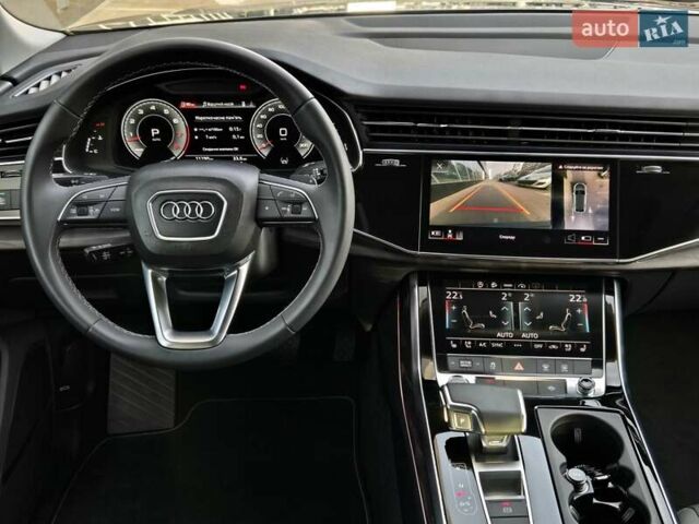 Серый Ауди Q8, объемом двигателя 3 л и пробегом 11 тыс. км за 67900 $, фото 25 на Automoto.ua