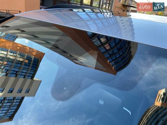 Серый Ауди Q8, объемом двигателя 3 л и пробегом 61 тыс. км за 63000 $, фото 56 на Automoto.ua