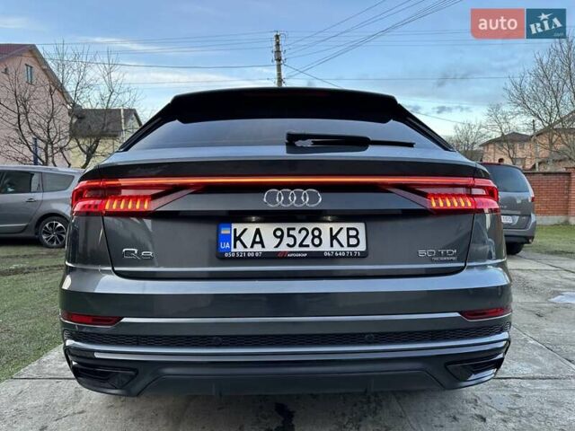 Серый Ауди Q8, объемом двигателя 2.97 л и пробегом 89 тыс. км за 69950 $, фото 59 на Automoto.ua