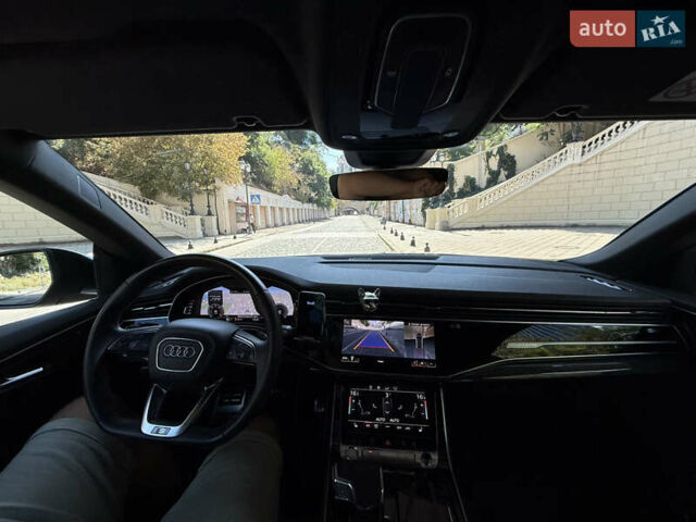 Сірий Ауді Q8, об'ємом двигуна 2.97 л та пробігом 42 тис. км за 69500 $, фото 20 на Automoto.ua