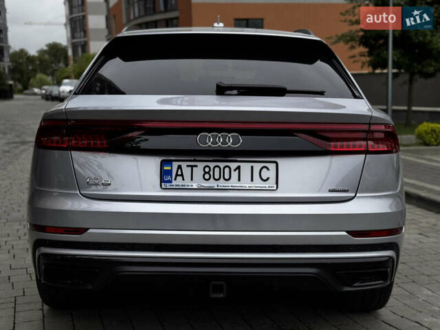 Сірий Ауді Q8, об'ємом двигуна 3 л та пробігом 62 тис. км за 63000 $, фото 15 на Automoto.ua