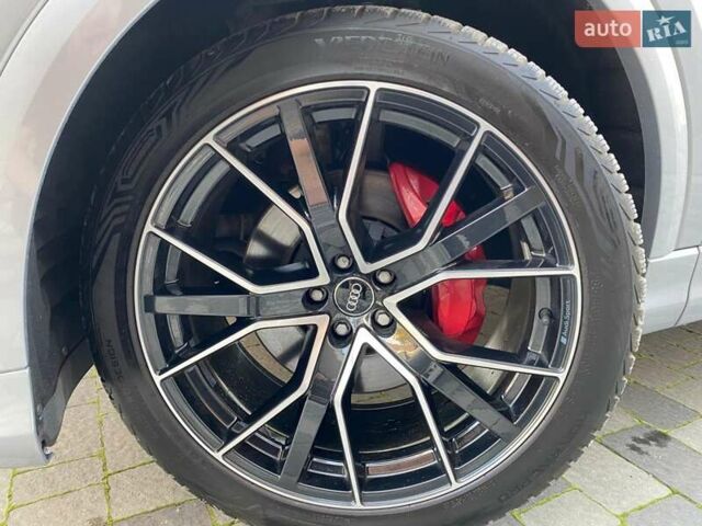 Серый Ауди Q8, объемом двигателя 3 л и пробегом 61 тыс. км за 63000 $, фото 104 на Automoto.ua