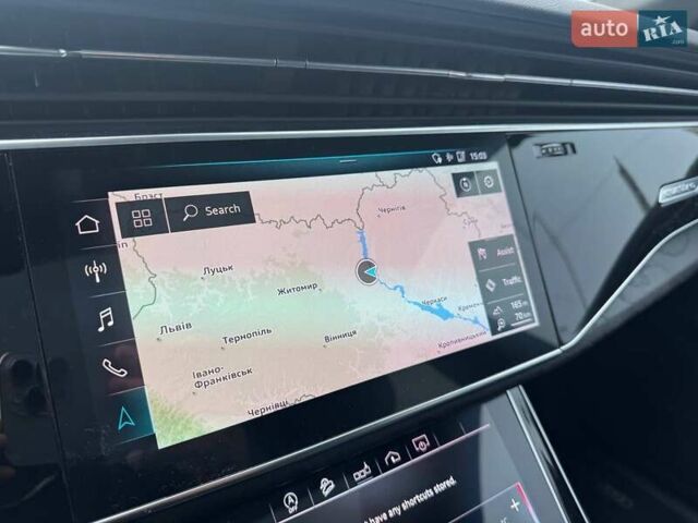 Серый Ауди Q8, объемом двигателя 3 л и пробегом 65 тыс. км за 51990 $, фото 24 на Automoto.ua