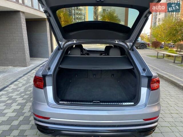 Серый Ауди Q8, объемом двигателя 3 л и пробегом 61 тыс. км за 63000 $, фото 86 на Automoto.ua