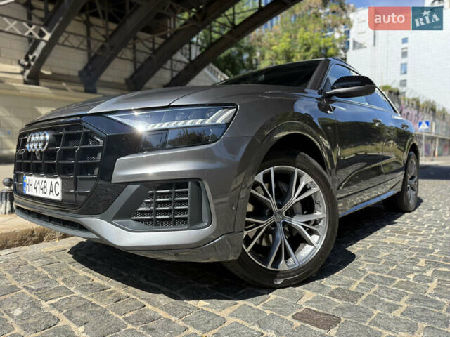 Сірий Ауді Q8, об'ємом двигуна 2.97 л та пробігом 42 тис. км за 69500 $, фото 3 на Automoto.ua