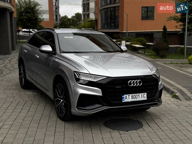 Сірий Ауді Q8, об'ємом двигуна 3 л та пробігом 62 тис. км за 63000 $, фото 1 на Automoto.ua