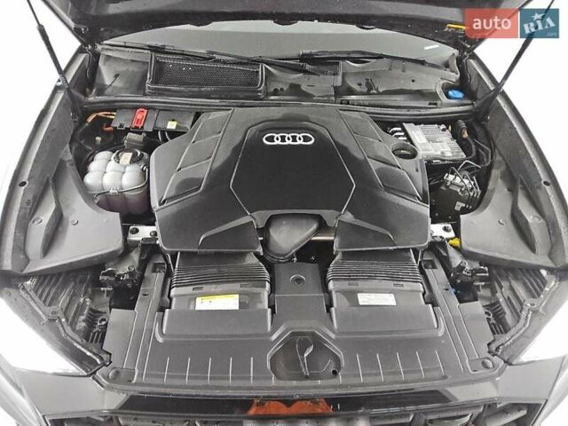 Серый Ауди Q8, объемом двигателя 3 л и пробегом 161 тыс. км за 29500 $, фото 11 на Automoto.ua