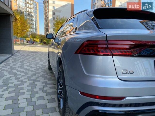 Серый Ауди Q8, объемом двигателя 3 л и пробегом 61 тыс. км за 63000 $, фото 48 на Automoto.ua