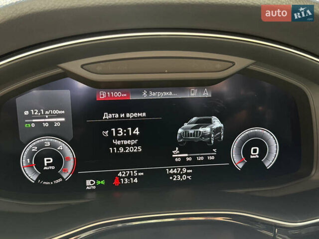 Сірий Ауді Q8, об'ємом двигуна 2.97 л та пробігом 42 тис. км за 69500 $, фото 29 на Automoto.ua