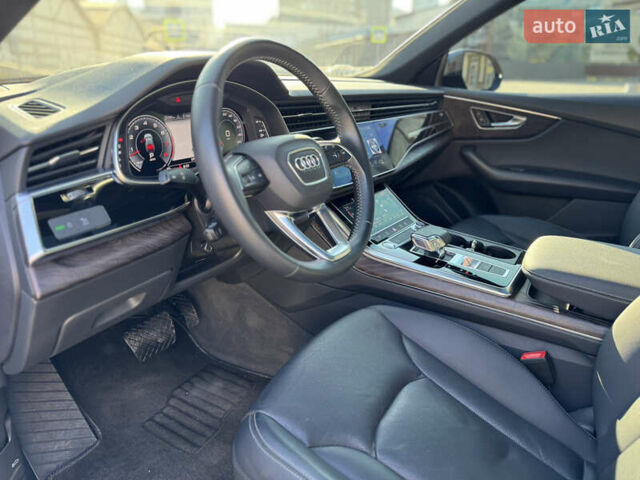 Серый Ауди Q8, объемом двигателя 3 л и пробегом 63 тыс. км за 59900 $, фото 28 на Automoto.ua
