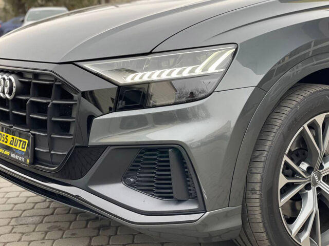 Серый Ауди Q8, объемом двигателя 3 л и пробегом 92 тыс. км за 73000 $, фото 6 на Automoto.ua