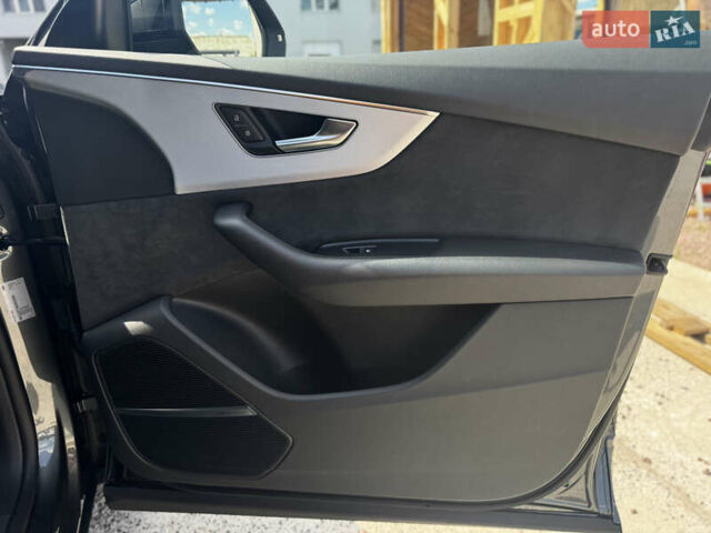 Серый Ауди Q8, объемом двигателя 3 л и пробегом 142 тыс. км за 75000 $, фото 56 на Automoto.ua