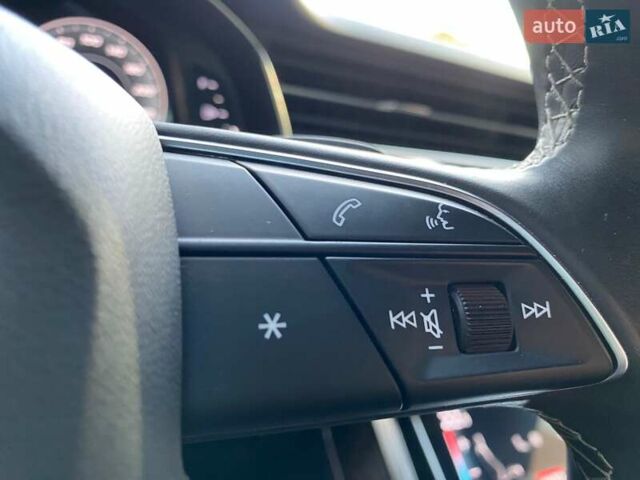 Серый Ауди Q8, объемом двигателя 3 л и пробегом 61 тыс. км за 63000 $, фото 71 на Automoto.ua