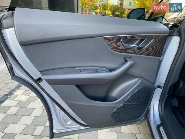 Серый Ауди Q8, объемом двигателя 3 л и пробегом 61 тыс. км за 63000 $, фото 88 на Automoto.ua